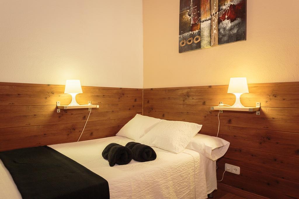 Homestay Citycenter Barcelona Room photo