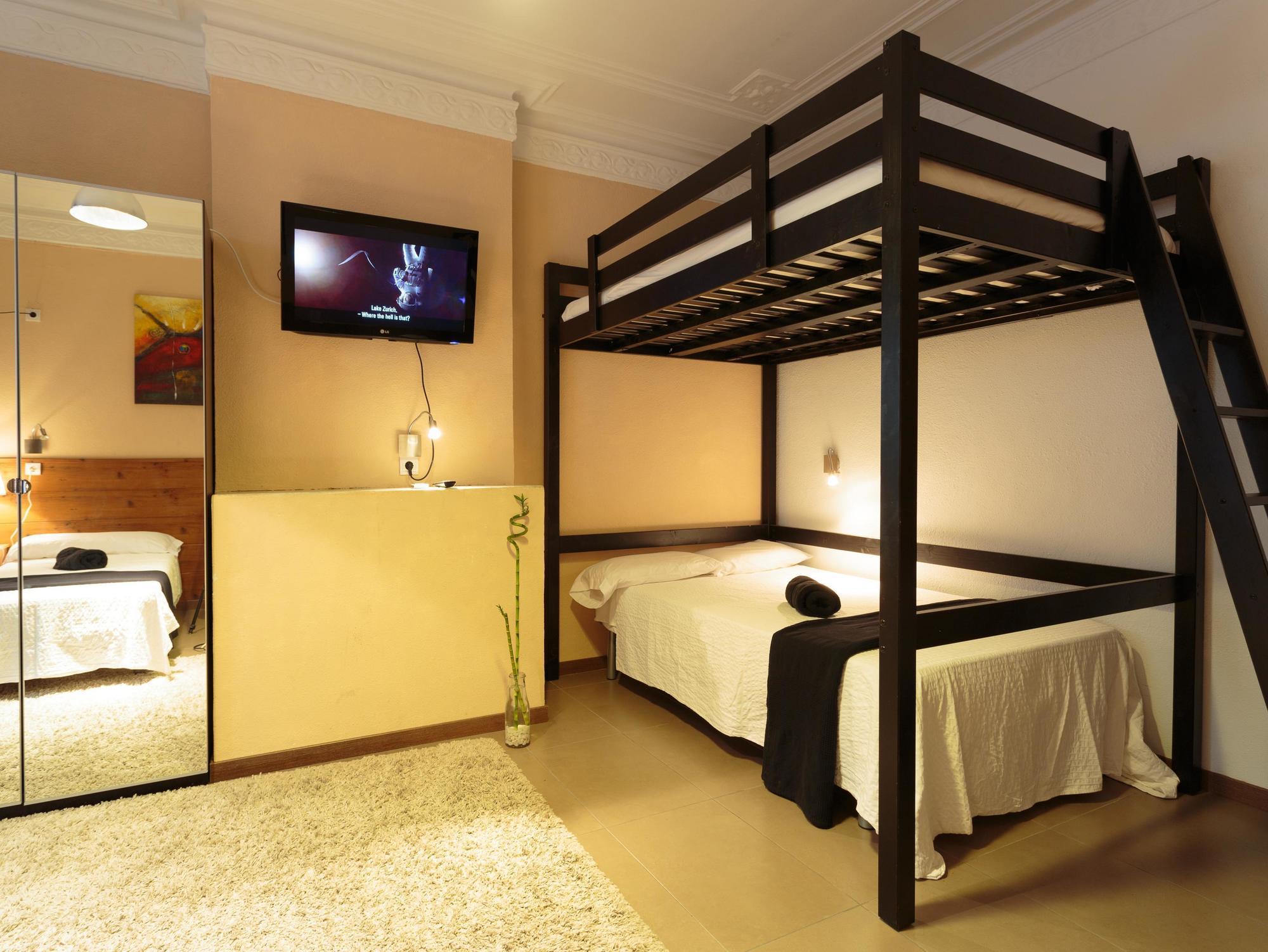 Homestay Citycenter Barcelona Exterior photo