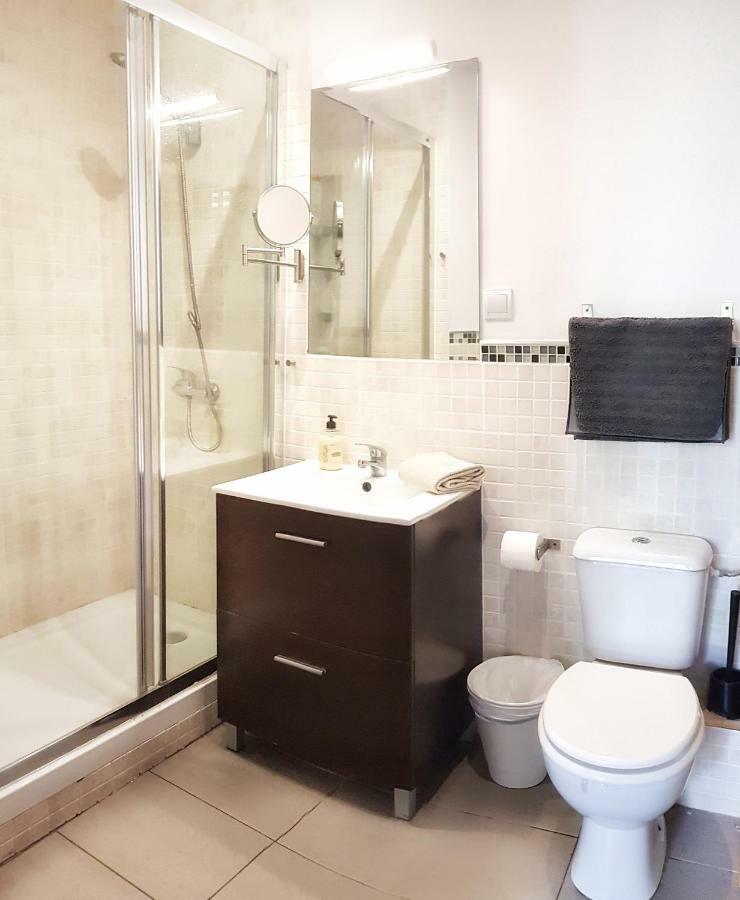 Homestay Citycenter Barcelona Exterior photo